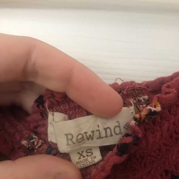 Cold shoulder blouse - Picture 3 of 3